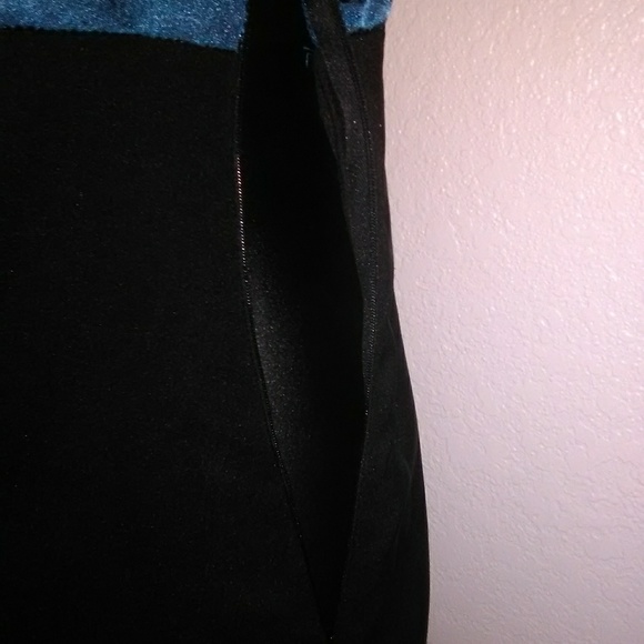 Dress - Picture 5 of 8